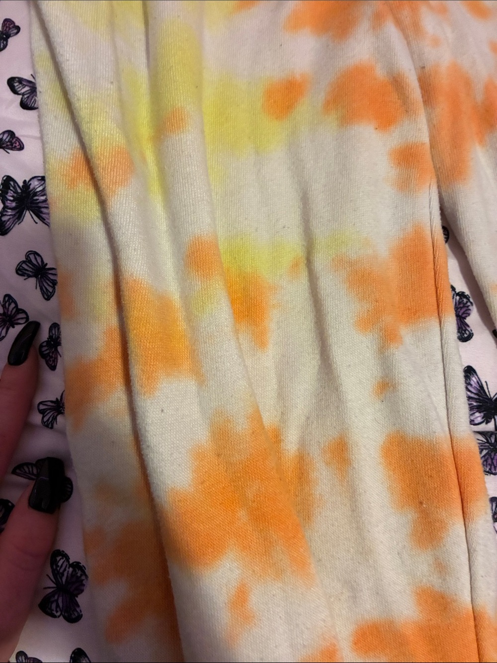 No Boundaries Yellow Tie-Dye Fleece Sweatpants - Picture 5 of 6